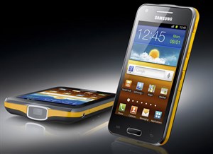 Samsung ra mắt smartphone Galaxy kiêm máy chiếu