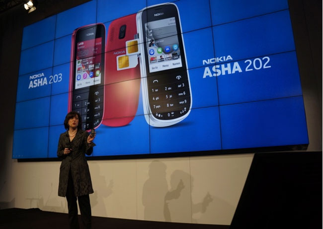 Hãng Nokia trình làng loạt điện thoại Asha mới