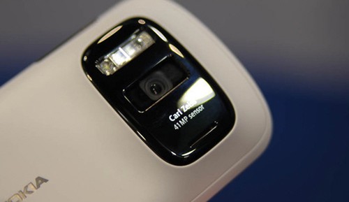 Đánh giá điện thoại 41 'chấm' Nokia 808 PureView 