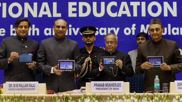 Apple đang dần bị thụt lùi so với các đối thủ?