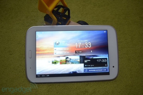 Hyundai T7: Tablet giá rẻ, màn hình đẹp Hyundai T7: Tablet giá rẻ, màn hình đẹp