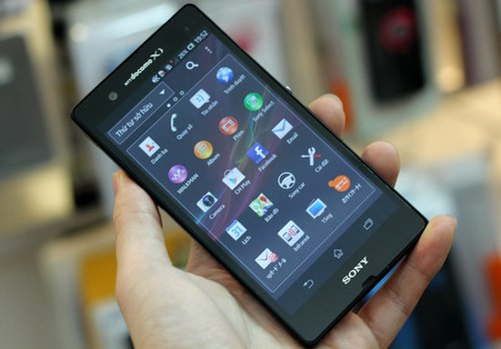 Những hình ảnh đầu tiên về Xperia Z tại Việt Nam