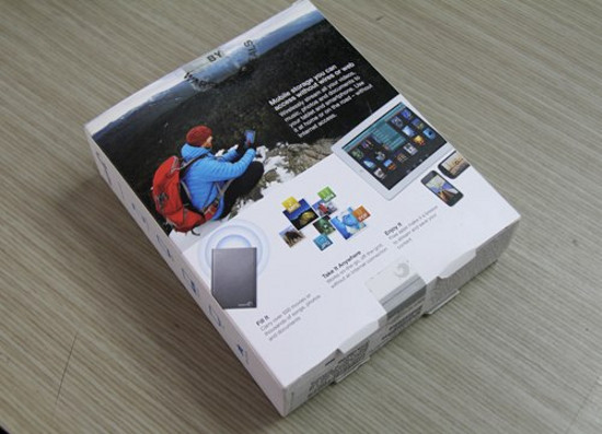 Ổ cứng tự chia sẻ dữ liệu qua Wi-Fi của Seagate Ổ cứng tự chia sẻ dữ liệu qua Wi-Fi của Seagate