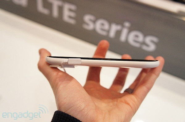 Trên tay Huawei Ascend G526 Trên tay Huawei Ascend G526