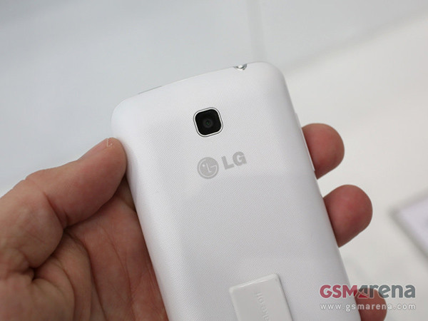 LG công bố smartphone Android giá rẻ Optimus L3 II LG công bố smartphone Android giá rẻ Optimus L3 II