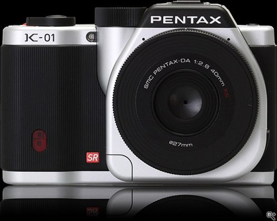 Pentax Ricoh ngừng sản xuất máy ảnh không gương lật K-01 Pentax Ricoh ngừng sản xuất máy ảnh không gương lật K-01