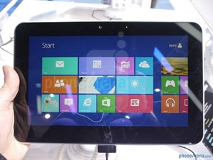 Cận cảnh máy tính bảng Windows 8 ZTE V98