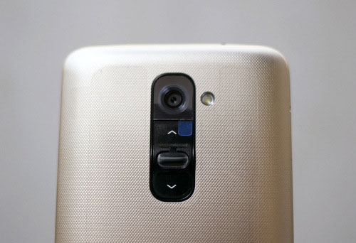 Mẫu điện thoại LG G2 Mở hộp LG G2 phiên bản màu vàng ở Việt Nam