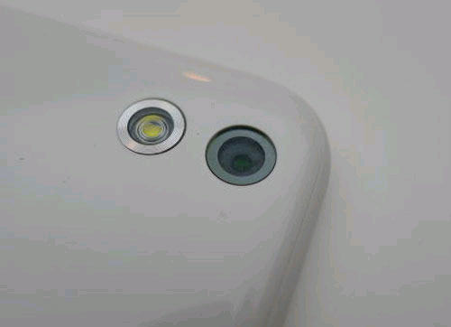 Điểm nổi bật của máy là sở hữu camera sau lên đến 13 MP HTC công bố phablet tầm trung Desire 816