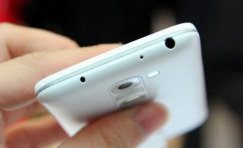 Ảnh thực tế LG G2 mini Cặp đôi smartphone Android thiết kế lạ của LG