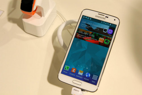 Những cải tiến trên Samsung Galaxy S5 Những cải tiến trên Samsung Galaxy S5