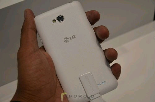LG trình làng smartphone L65 chạy Android 4.4 KitKat