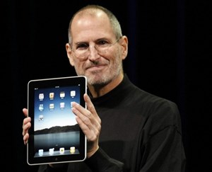 Ngày 24/2: Kỷ niệm ngày sinh huyền thoại Steve Jobs