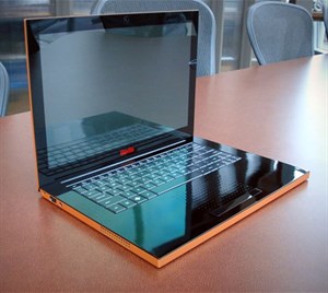 5 laptop siêu di động 'đỉnh' tại Việt Nam
