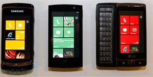 Ảnh thực tế 3 chiếc di động chạy Windows Phone 7 