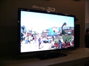 Sharp giới thiệu TV 3D tích hợp đầu Blu-ray 3D 