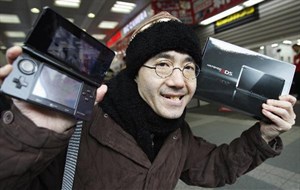 Nintendo 3DS hút khách trong ngày đầu phát hành