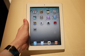 Video “sờ tận tay” iPad 2 