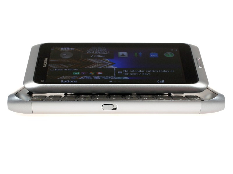 Nokia E7