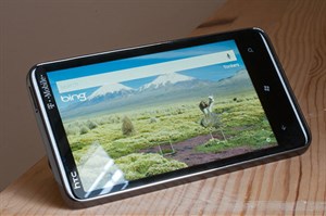 HD7 - điện thoại Windows Phone 7 tiêu biểu của HTC