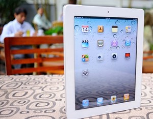 iPad 2 những ngày 'loạn' giá