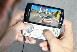 O2 hoãn ngày ra mắt Sony Ericsson Xperia Play