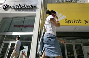 Sprint chống lại việc AT&T mua T-Mobile 