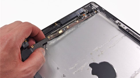Mổ xẻ iPad 2012 