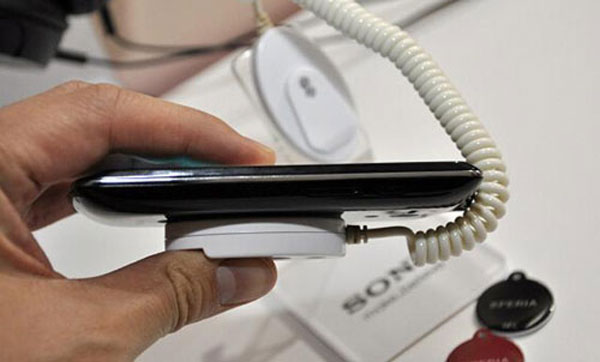 Sony Mobile giới thiệu Xperia Neo L chạy Android 4.0