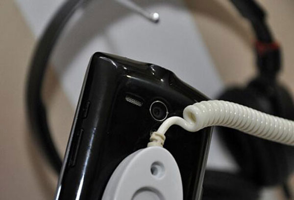 Sony Mobile giới thiệu Xperia Neo L chạy Android 4.0