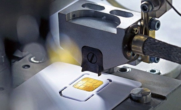 Apple đối đầu các đại gia điện thoại vì nano-SIM