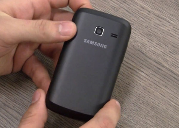 Galaxy Y Duos hai sim giá 4,5 triệu