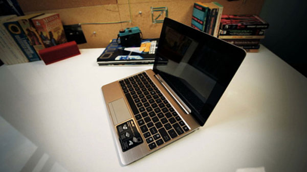 iPad 2012 không quá nóng so với tablet Android