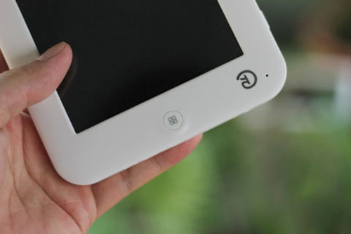 Máy tính bảng giá 1,8 triệu đồng