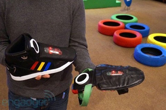 Google trình làng... giày thông minh