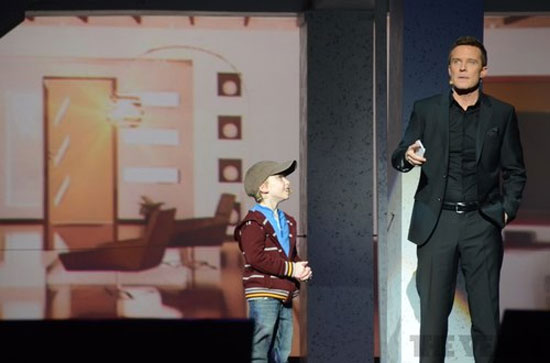 Galaxy S4 trình làng với màn hình Full HD, mỏng 7,8 mm