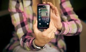 HTC có thể bị cấm bán ba smartphone tại Đức