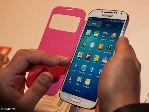 Galaxy S4 với cải tiến về màn hình. 6 smartphone Full HD chuẩn bị về Việt Nam