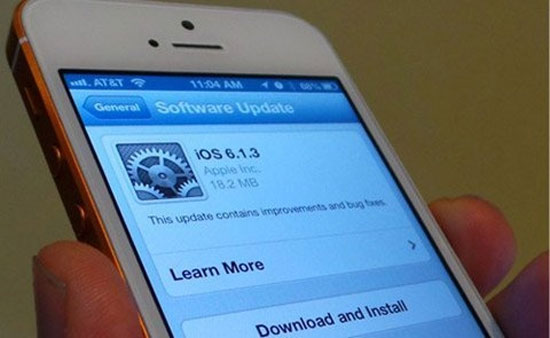 iOS 6.1.3 iOS 6.1.3 lại mắc lỗi ngốn pin iPhone