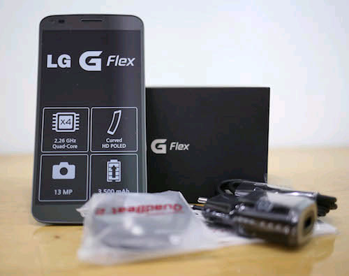 Mở hộp LG G Flex chính hãng tại Việt Nam