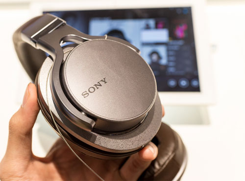 tai nghe cảm ứng không dây Sony MDR-1ABT
