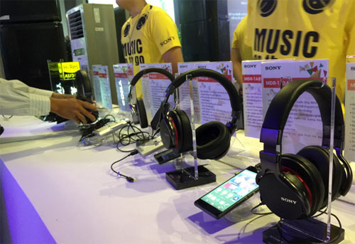 Sony ra mắt loạt sản phẩm Hi-Res mới tại Việt Nam Sony ra mắt loạt sản phẩm Hi-Res mới tại Việt Nam