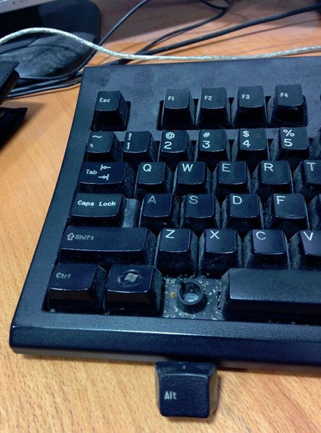 Các bạn đã biết cách cọ rửa bàn phím máy tính chưa?