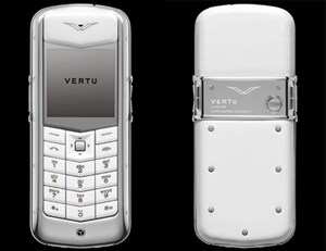 Vertu Constellation Pure có mặt tại VN