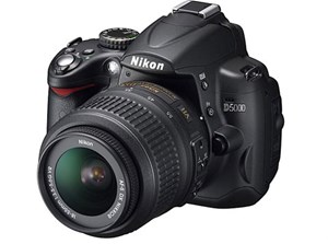 Nikon ra mắt D5000 với giá 730 USD