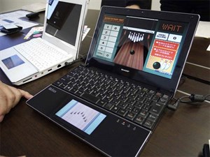 Netbook với bàn lăn chuột LCD, hệ điều hành Android