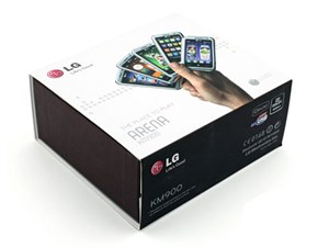 Mở hộp 'sát thủ' iPhone từ LG