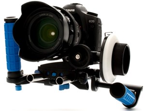 Thiết bị giữ máy DSLR khi quay video