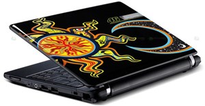 Acer giới thiệu laptop mang tên Valentino Rossi 