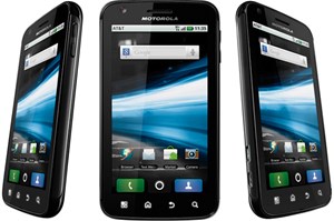 Motorola Xoom và Atrix 4G bị thờ ơ vì giá quá cao